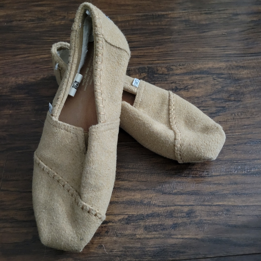 Toms tan